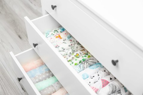 PIELUCHA MUŚLINOWA LAS BIAŁY 70 X 80 PIELUCHA MUŚLINOWA LAS BIAŁY 70 X 80