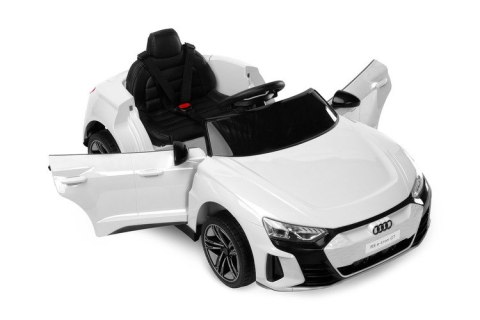 POJAZD NA AKUMULATOR AUDI RS ETRON GT WHITE POJAZD NA AKUMULATOR AUDI RS ETRON GT WHITE