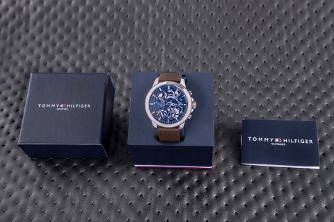 Zegarek Męski Tommy Hilfiger Henry 1710476 + BOX Tommy Hilfiger Zegarek Męski Tommy Hilfiger Henry 1710476 + BOX Tommy Hilfiger