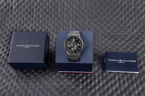 Zegarek Męski Tommy Hilfiger Kyle 1791695 + BOX Tommy Hilfiger Zegarek Męski Tommy Hilfiger Kyle 1791695 + BOX Tommy Hilfiger