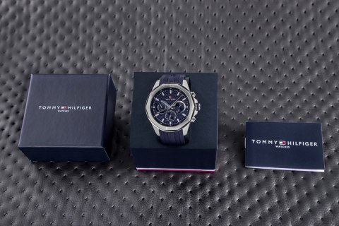 Zegarek Męski Tommy Hilfiger Lars 1710649 + BOX Tommy Hilfiger Zegarek Męski Tommy Hilfiger Lars 1710649 + BOX Tommy Hilfiger
