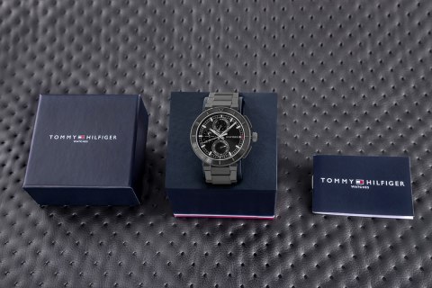 Zegarek Męski Tommy Hilfiger Lorenzo 1792119 + BOX Tommy Hilfiger Zegarek Męski Tommy Hilfiger Lorenzo 1792119 + BOX Tommy Hilfiger