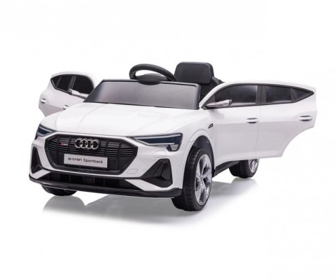 Milly Mally Pojazd na akumulator Audi E-Tron Sportback 4x4 White Milly Mally Pojazd na akumulator Audi E-Tron Sportback 4x4 White