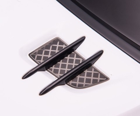 Milly Mally Pojazd na akumulator Mercedes-Benz SL65 AMG White Milly Mally Pojazd na akumulator Mercedes-Benz SL65 AMG White
