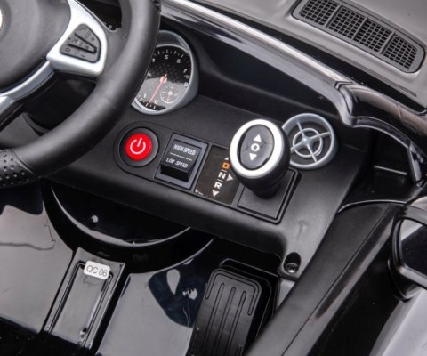 Milly Mally Pojazd na akumulator Mercedes-Benz SLC Black Milly Mally Pojazd na akumulator Mercedes-Benz SLC Black