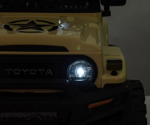 Milly Mally Pojazd na akumulator Toyota FJ Cruiser Khaki Milly Mally Pojazd na akumulator Toyota FJ Cruiser Khaki