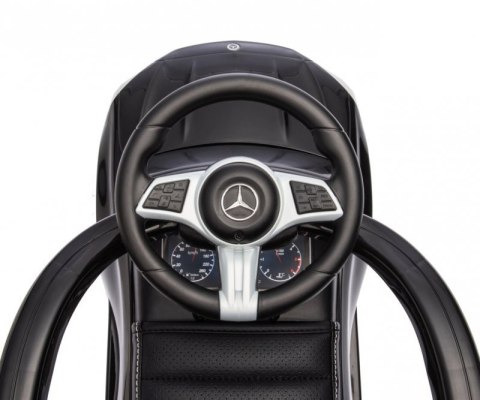 Milly Mally Pojazd z rączką MERCEDES C-Class Deluxe Black Milly Mally Pojazd z rączką MERCEDES C-Class Deluxe Black
