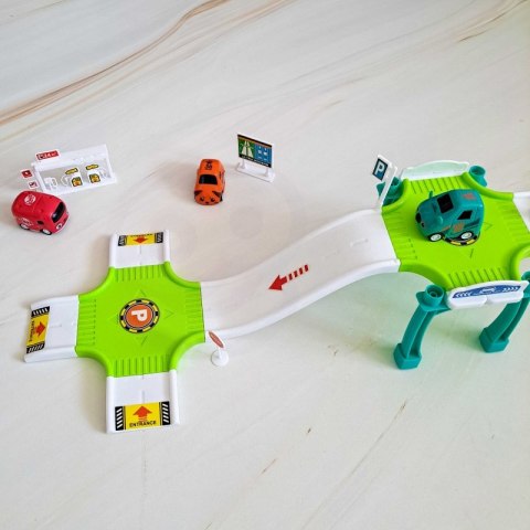WOOPIE Tor Parking Garaż Samochodowy Zestaw Stacja Paliw Znaki Drogowe + 3 Auta WOOPIE Tor Parking Garaż Samochodowy Zestaw Stacja Paliw Znaki Drogowe + 3 Auta